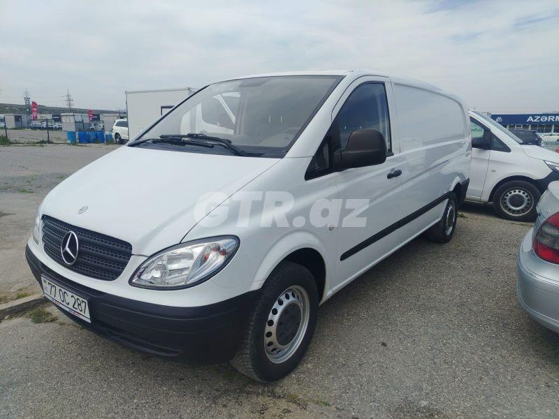 Mercedes Vito 111