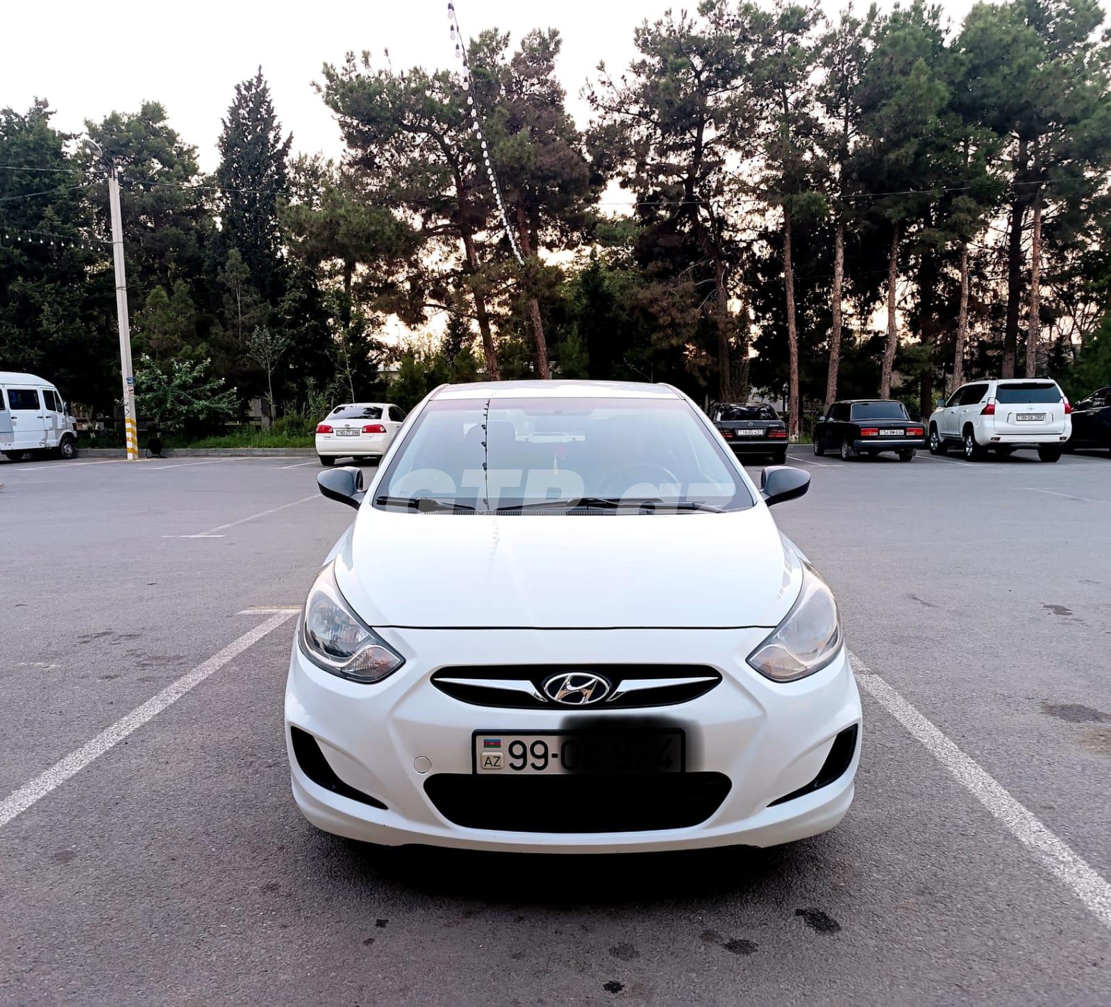 Hyundai Accent
